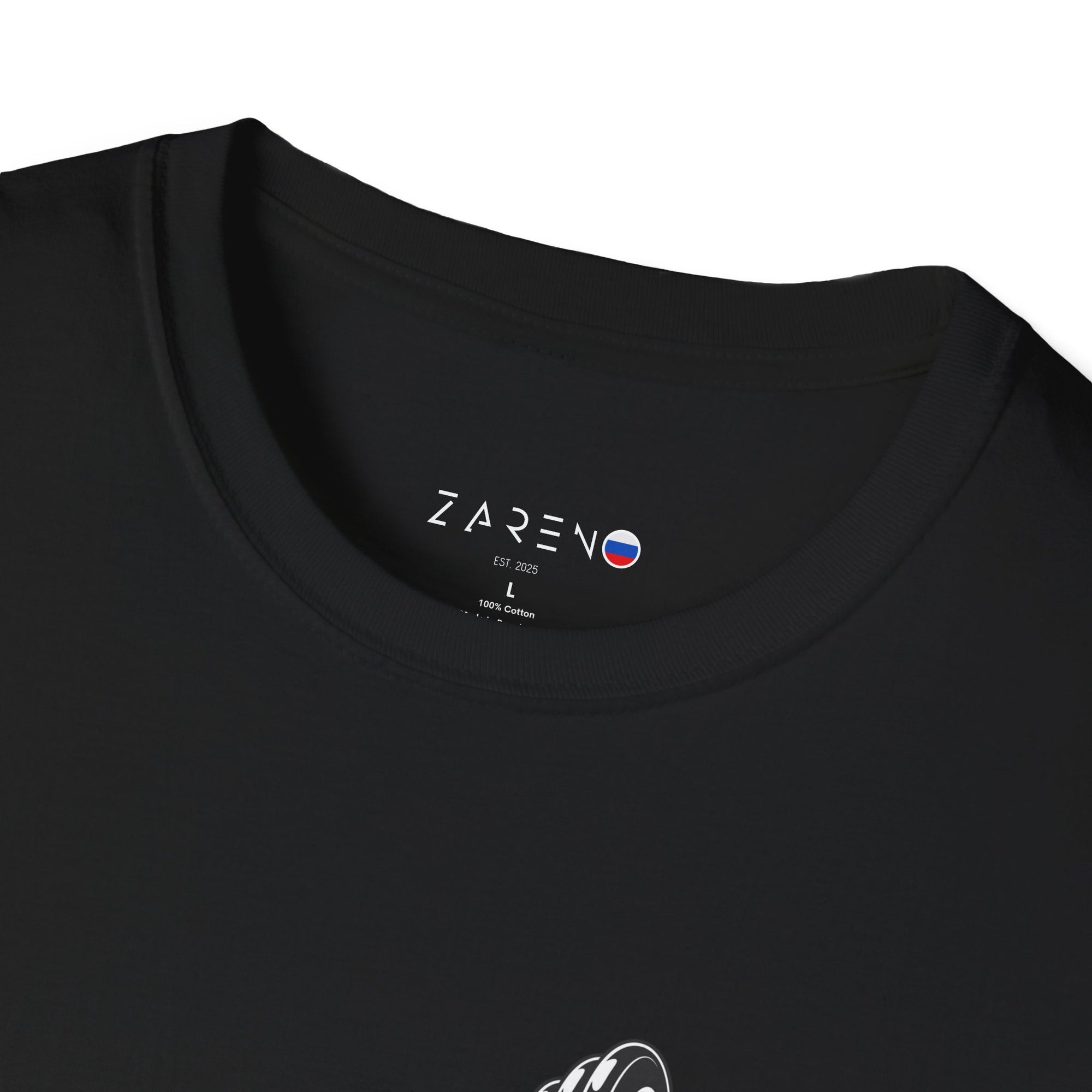 Innenlabel Zareno T-shirt mit Zarenologo auf schwarzen Shirt