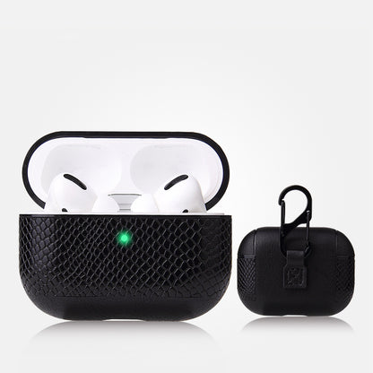 AirPods Pro Zubehör – luxuriöse Snake-Optik Hülle von Zareno