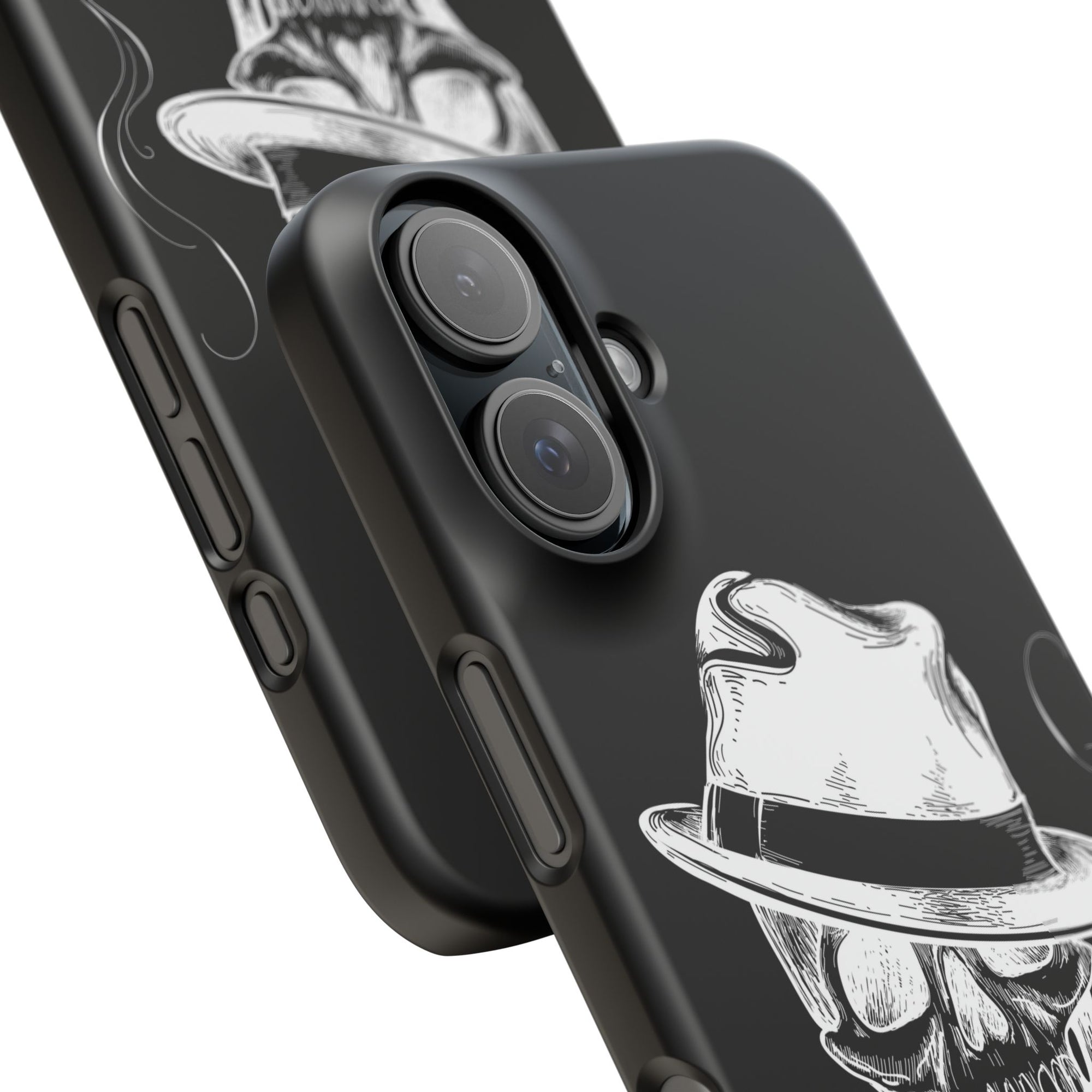 Matte schwarze iPhone Handyhülle mit einem Totenkopf der einen hut auf hat und eine Zigarette raucht, darunter befindet sich eine Aufschrift mit Pisdez in Kyrillischer Schrift. 